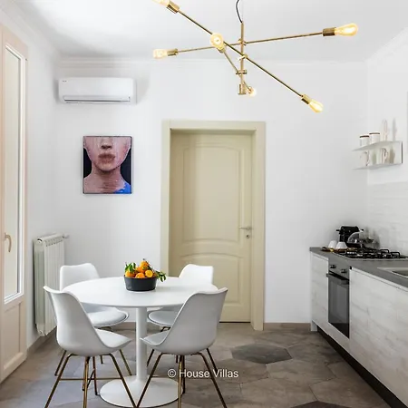 Alma Apartment Noto